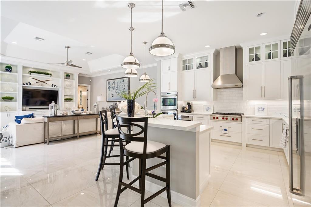 JONATHANS LANDING - Residential