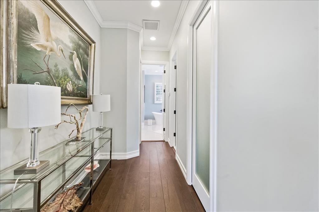 JONATHANS LANDING - Residential