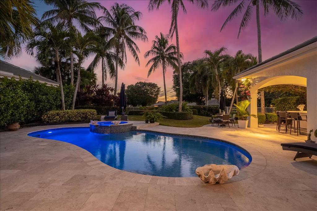 JONATHANS LANDING - Residential