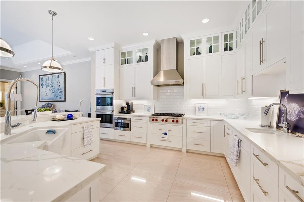 JONATHANS LANDING - Residential