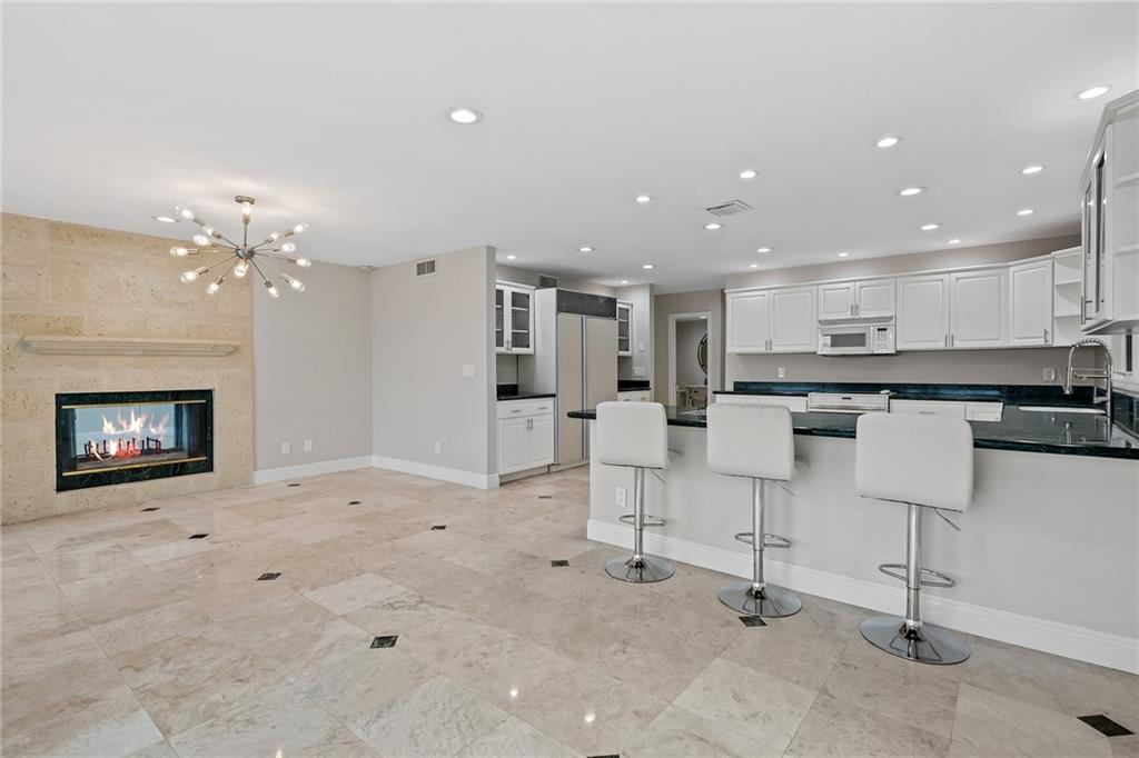 Sunrise Key 45-6 B - Residential