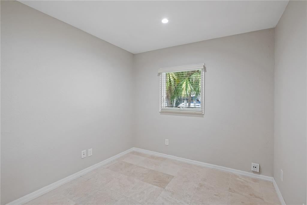 Sunrise Key 45-6 B - Residential