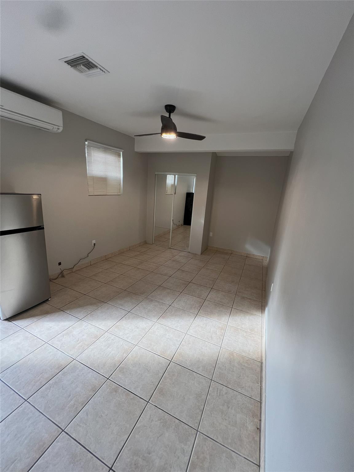 Hollywood Little Ranches - Residential Lease