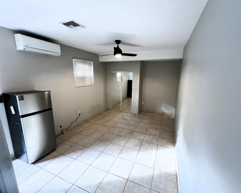 Hollywood Little Ranches - Residential Lease