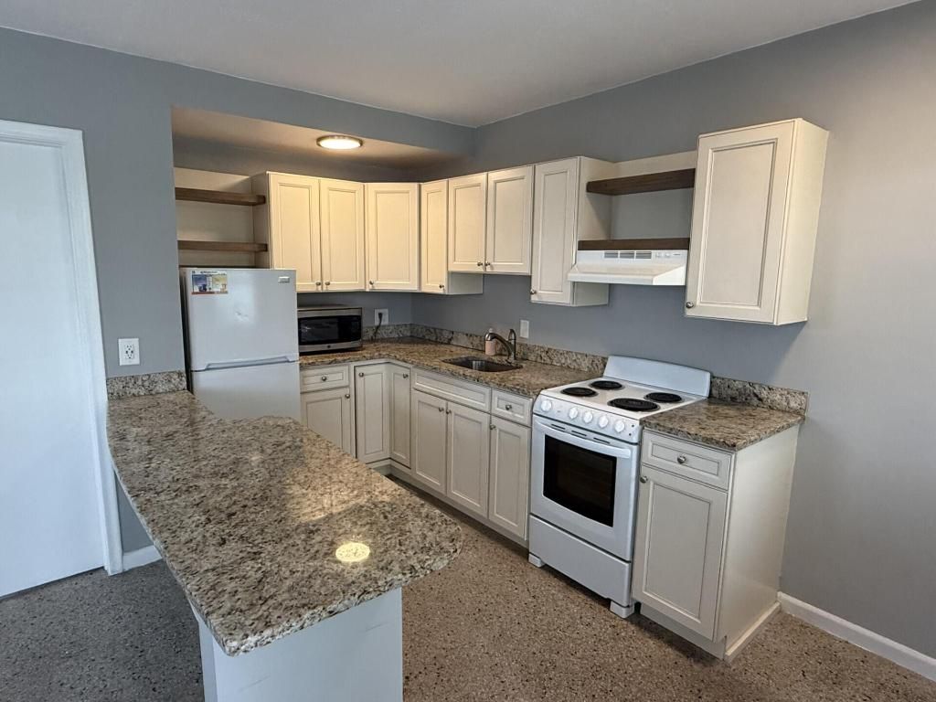 Photo of 1118 N H Street #13, Lake Worth Beach, FL 33460 (MLS # R11145169)