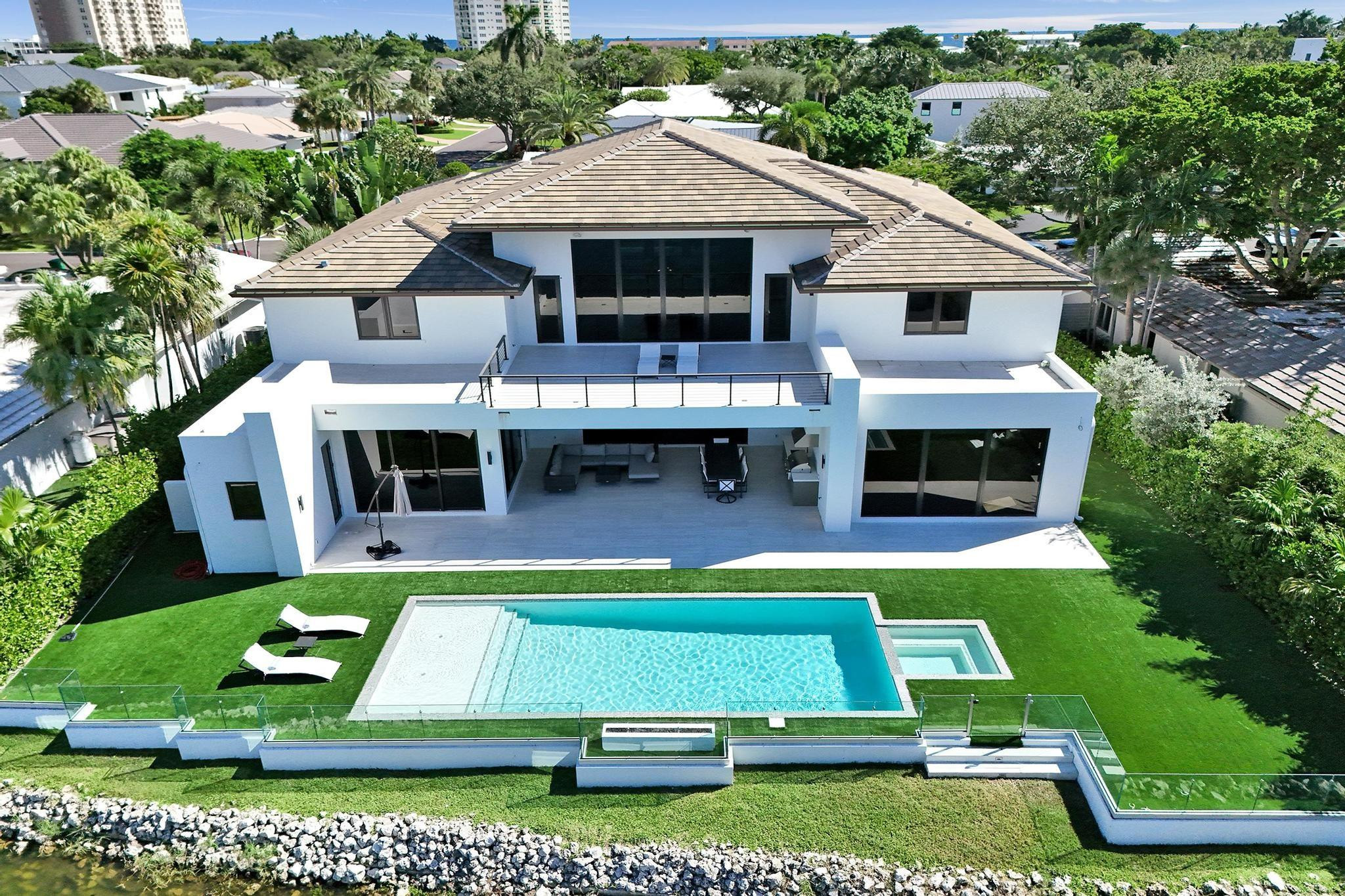 SEA RANCH LAKES - Residential