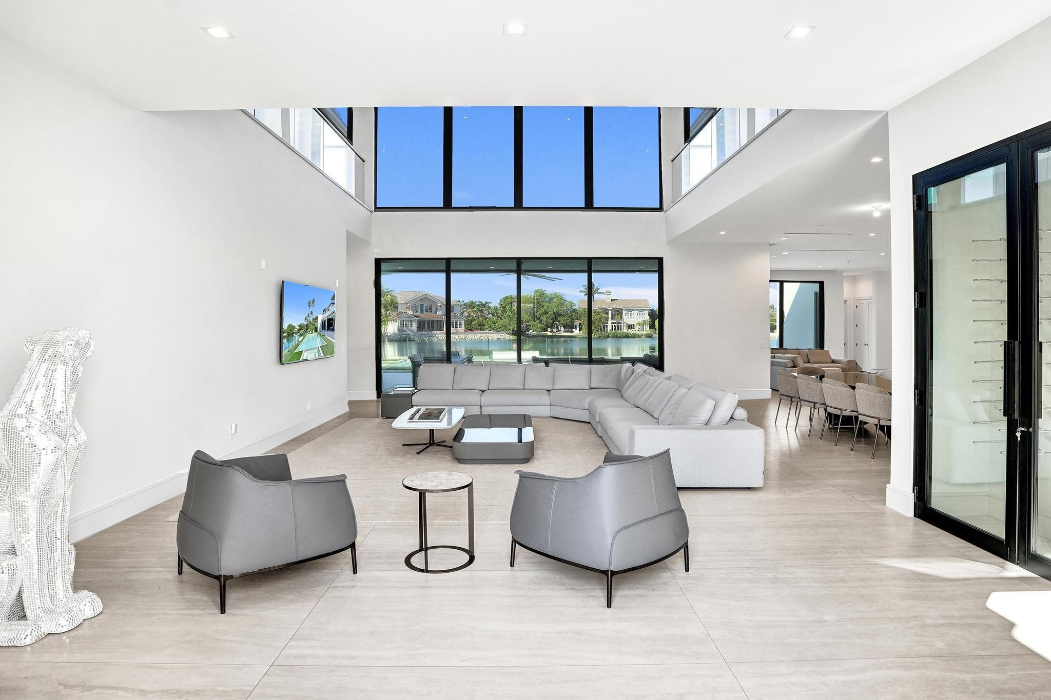 SEA RANCH LAKES - Residential