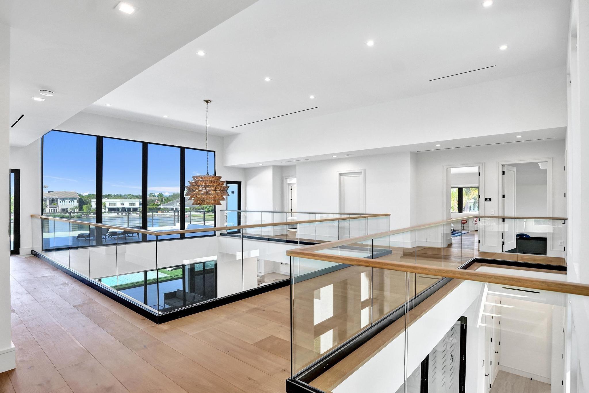 SEA RANCH LAKES - Residential