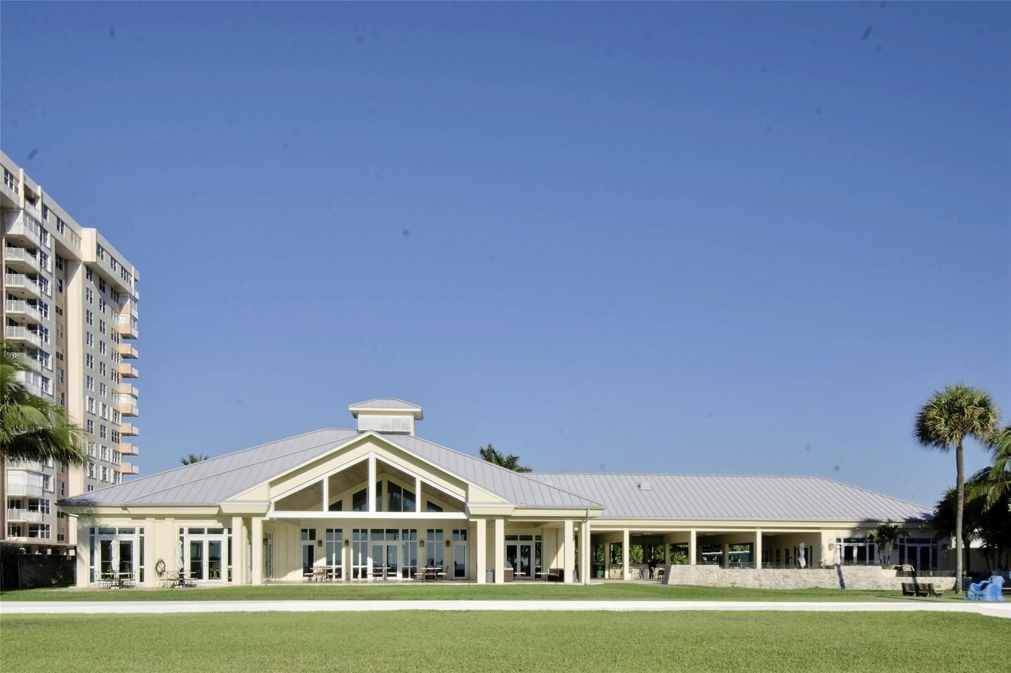 SEA RANCH LAKES - Residential