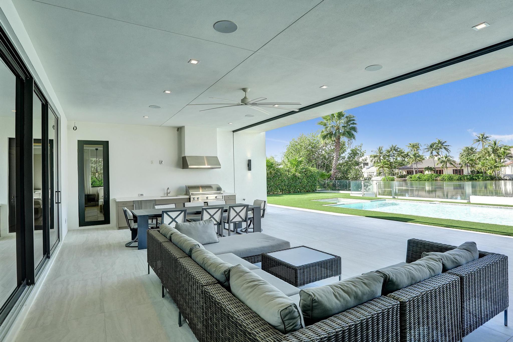 SEA RANCH LAKES - Residential