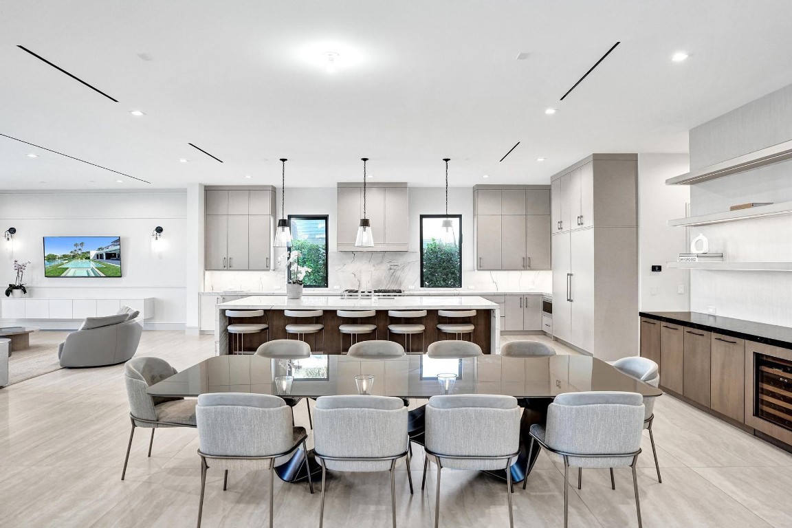 SEA RANCH LAKES - Residential