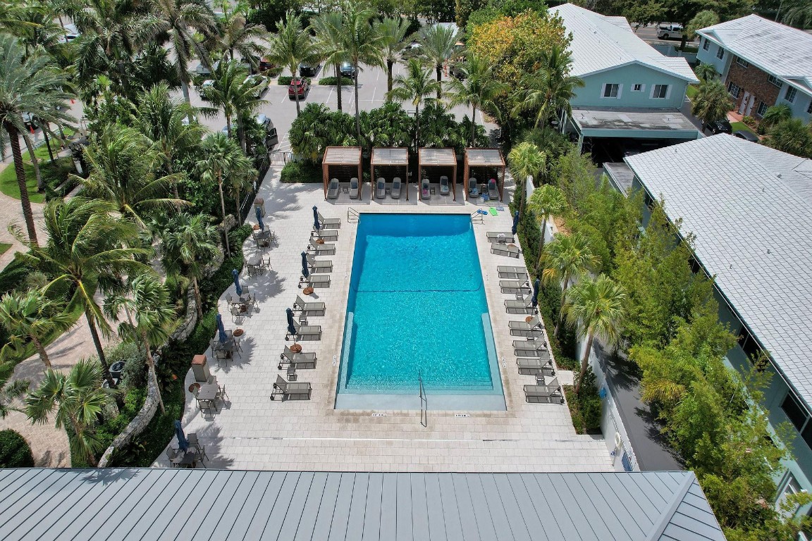 SEA RANCH LAKES - Residential