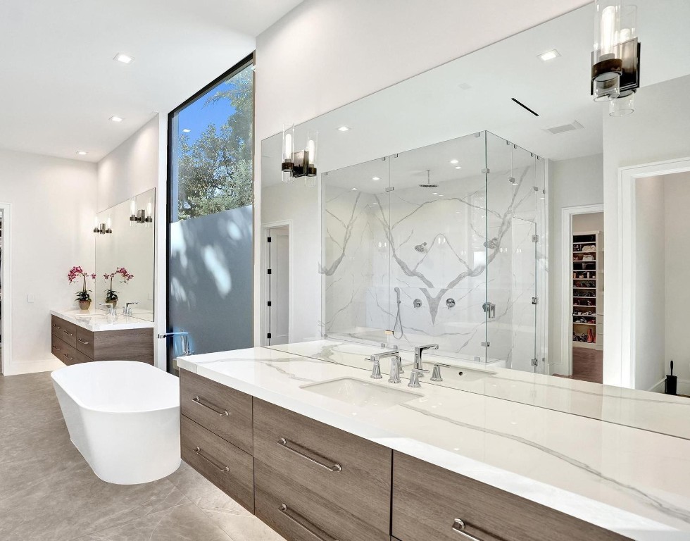 SEA RANCH LAKES - Residential