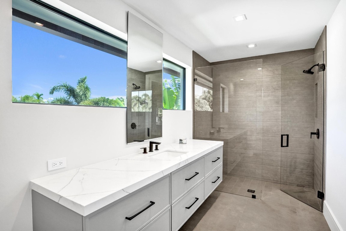 SEA RANCH LAKES - Residential