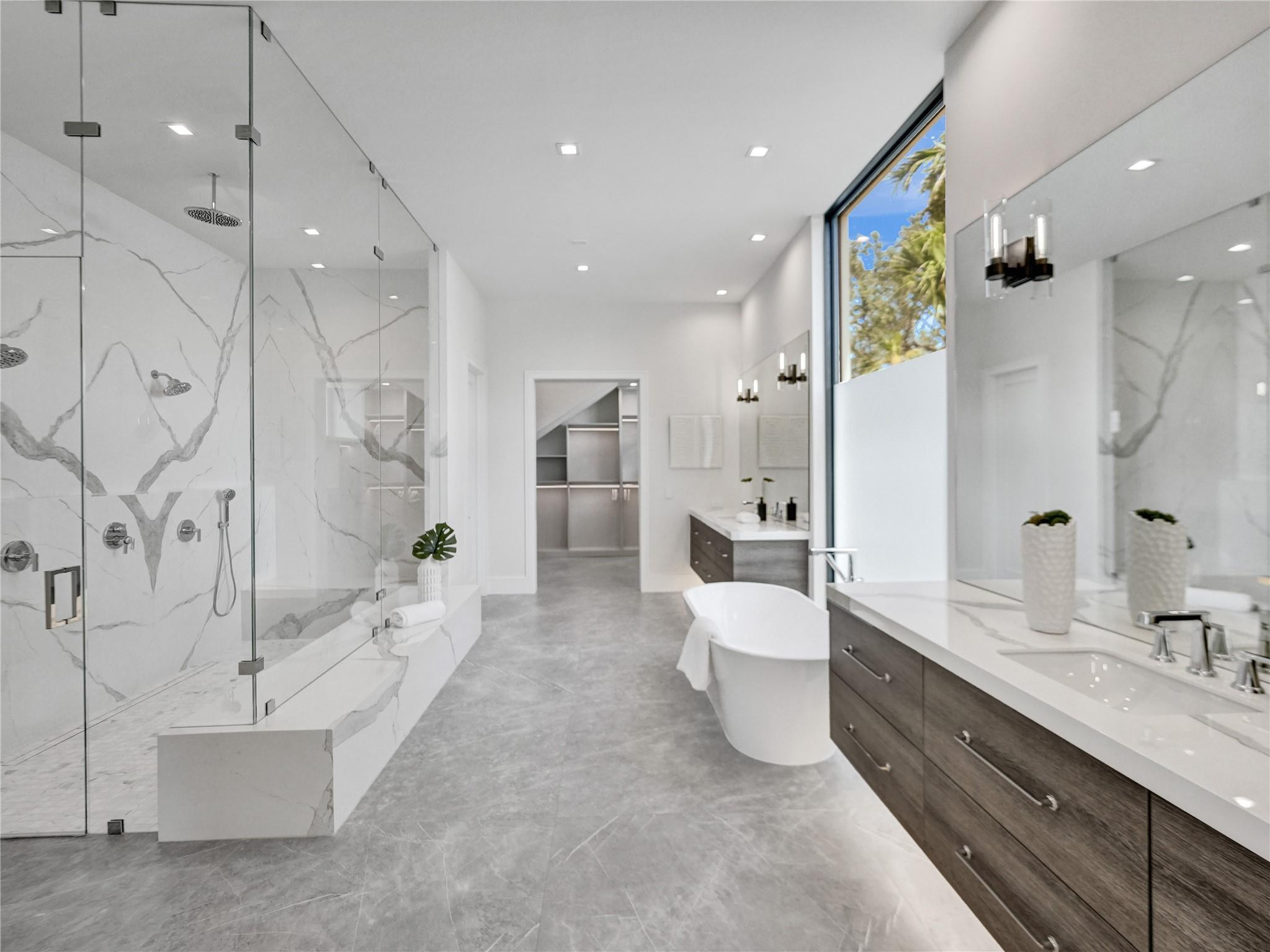 SEA RANCH LAKES - Residential