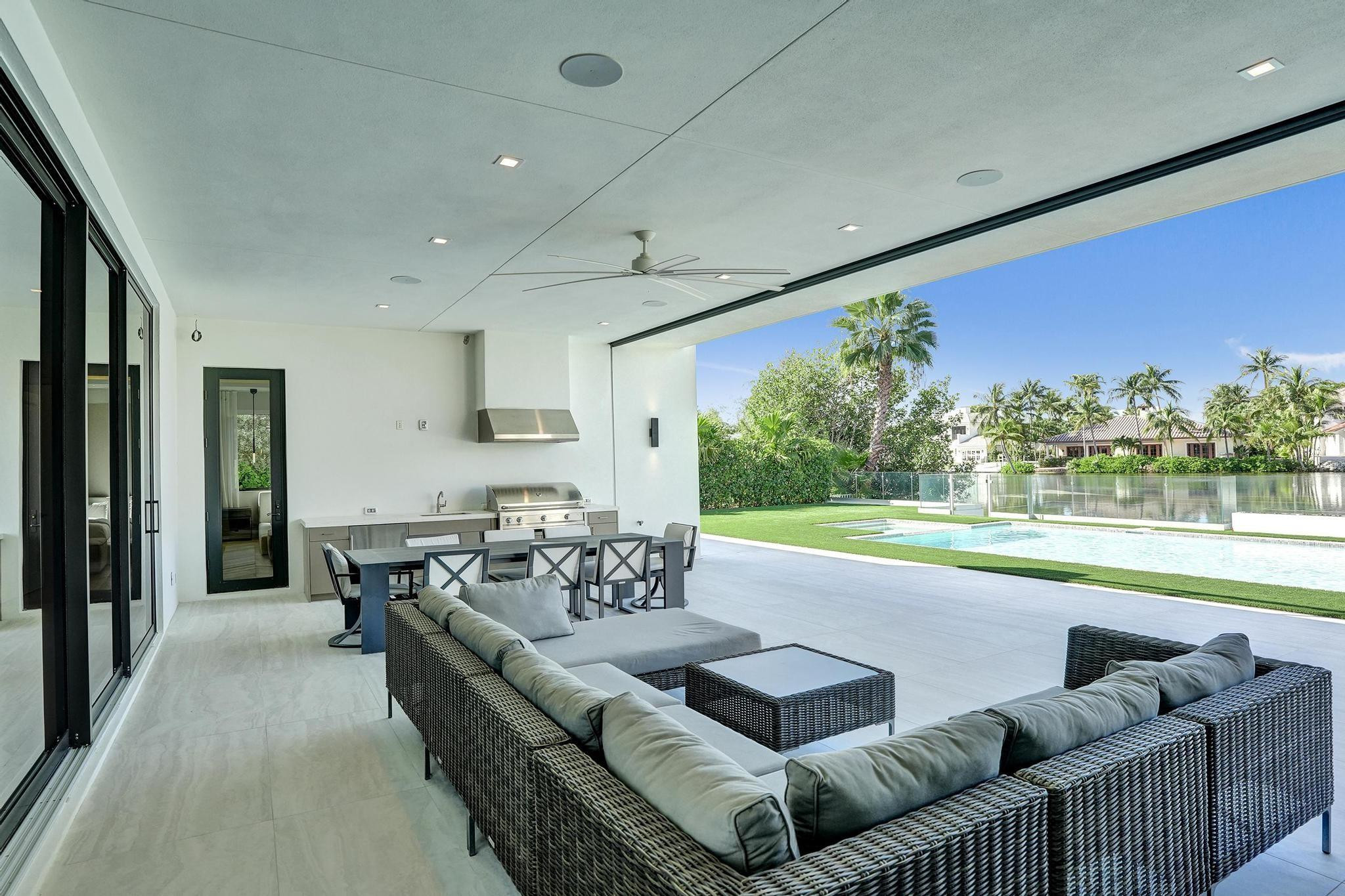 SEA RANCH LAKES - Residential