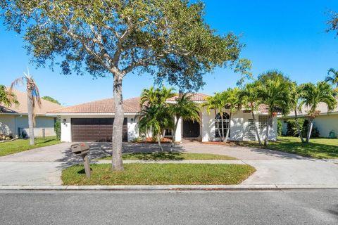 A home in Royal Palm Beach