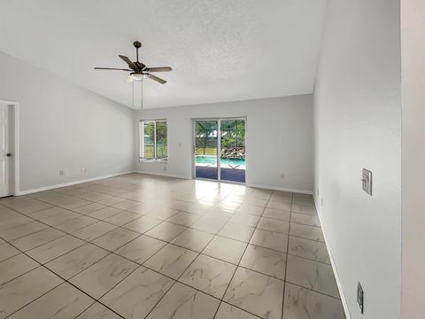 Single Family Residence in Port St Lucie FL 2261 Culpepper Avenue Ave 15.jpg