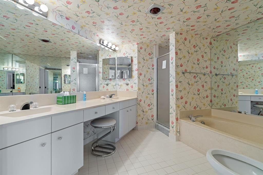 SUTTON PLACE CONDO - Residential