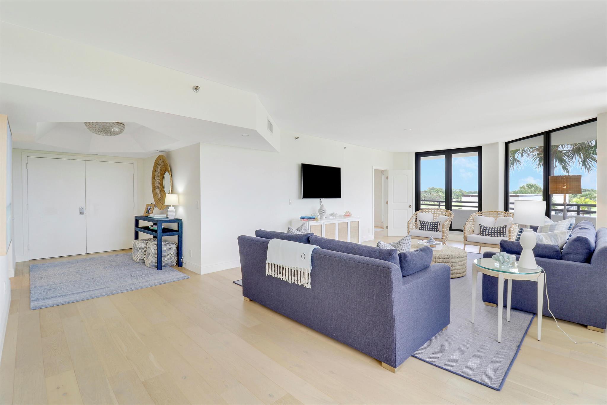 SOUTHPORTE ONE AT JONATHA - Residential Lease