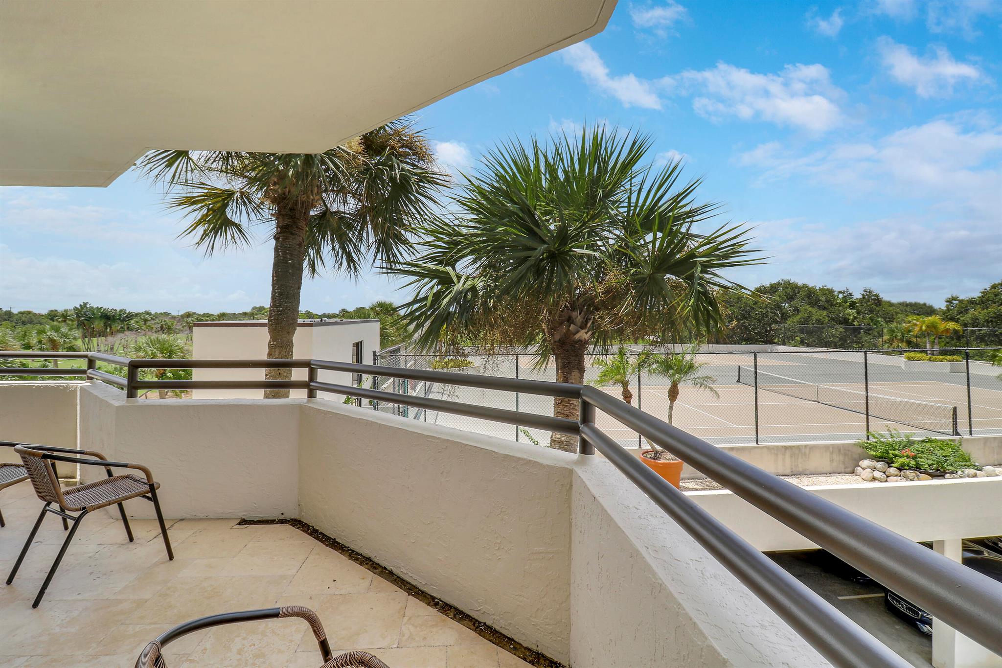 SOUTHPORTE ONE AT JONATHA - Residential Lease