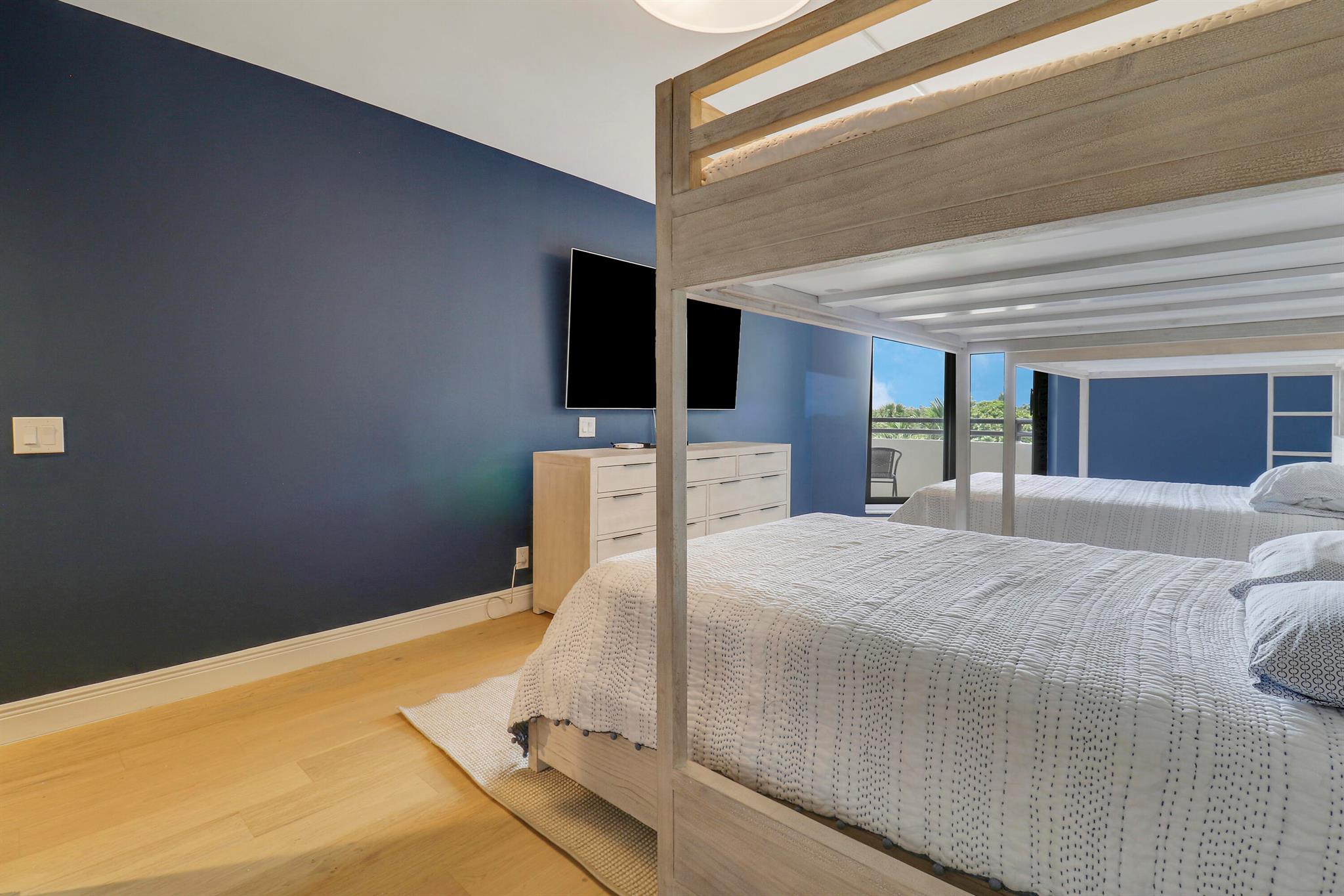 SOUTHPORTE ONE AT JONATHA - Residential Lease