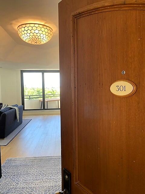 SOUTHPORTE ONE AT JONATHA - Residential Lease