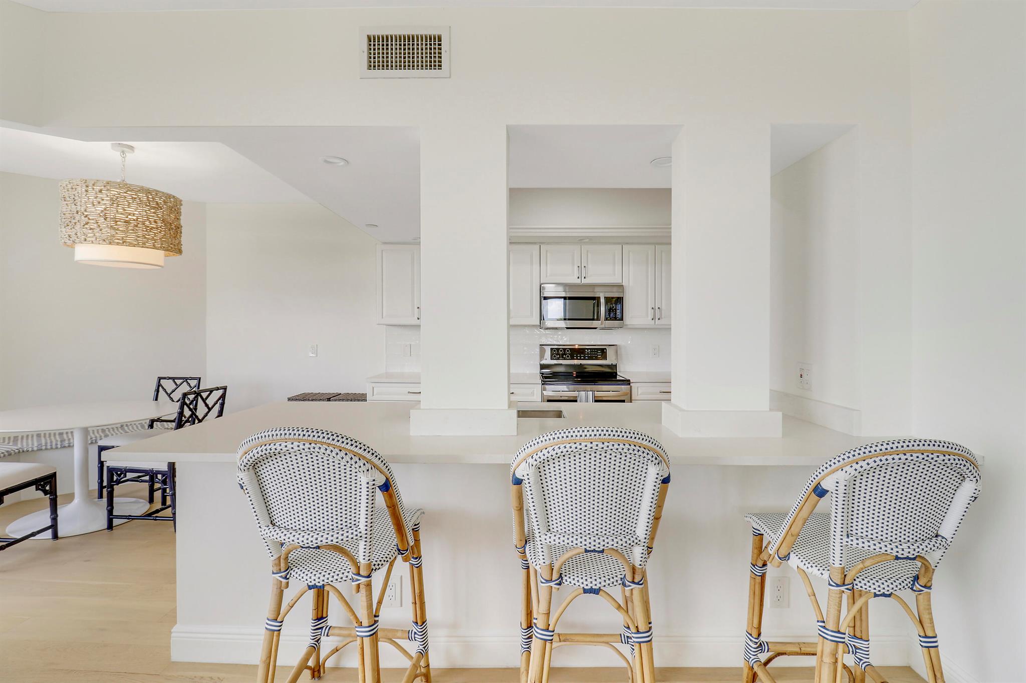 SOUTHPORTE ONE AT JONATHA - Residential Lease