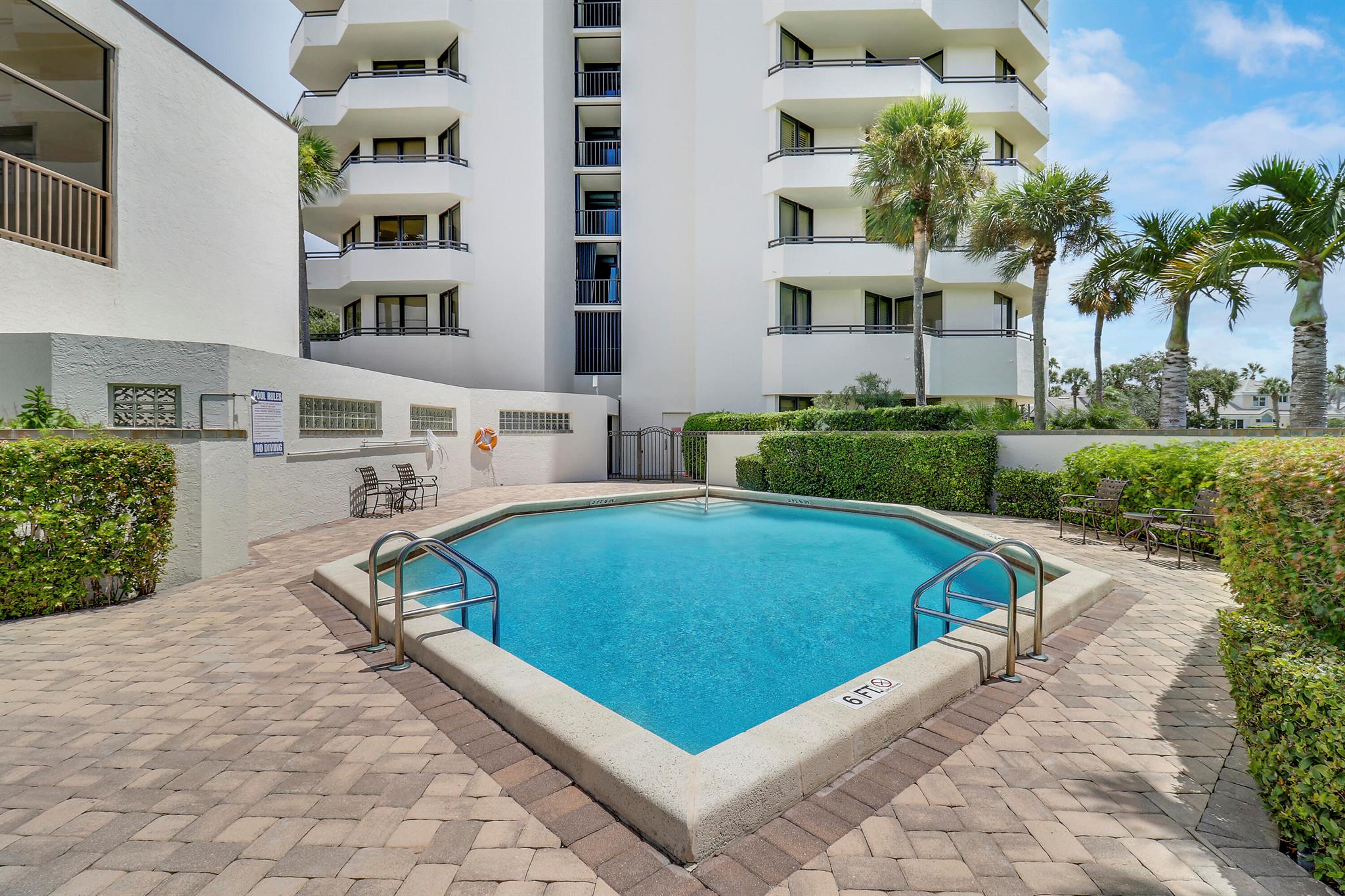 SOUTHPORTE ONE AT JONATHA - Residential Lease