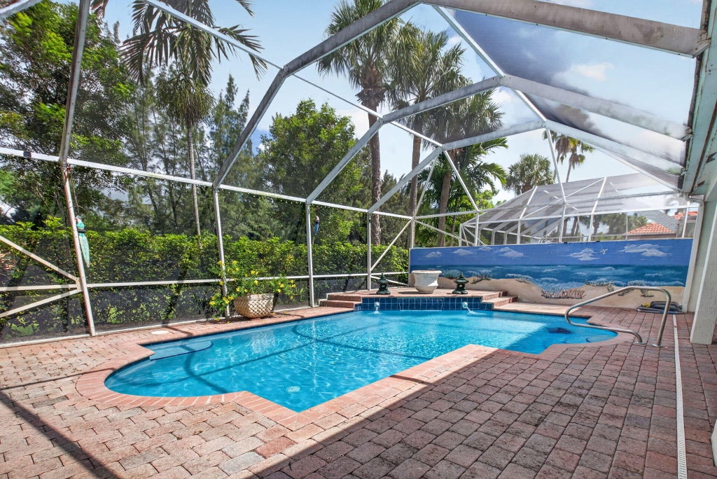 Photo of 4819 Gateway Gardens Drive, Boynton Beach, FL 33436 (MLS # B26080987)