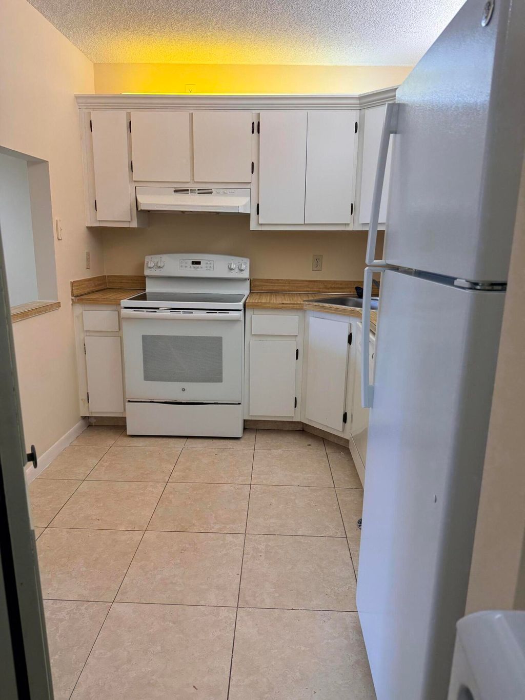 Photo of 507 Shady Pine Way #D1, Greenacres, FL 33415 (MLS # B26036857)