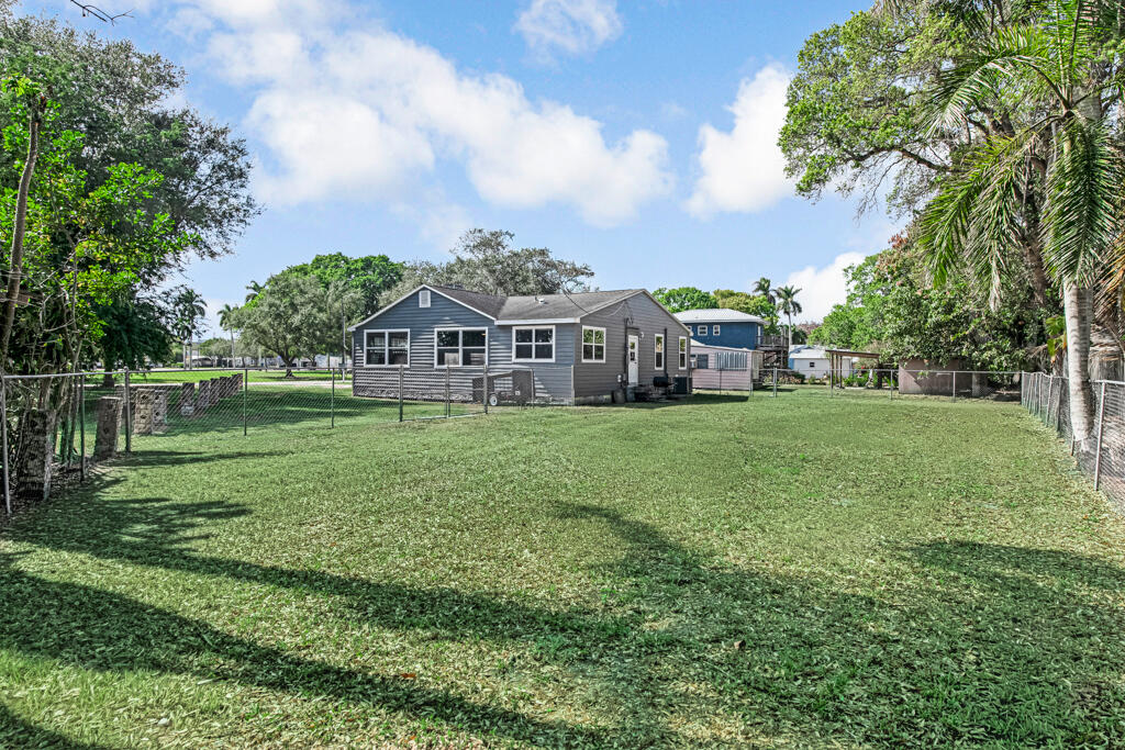 CLEWISTON RAILROAD TRACTS - Residential