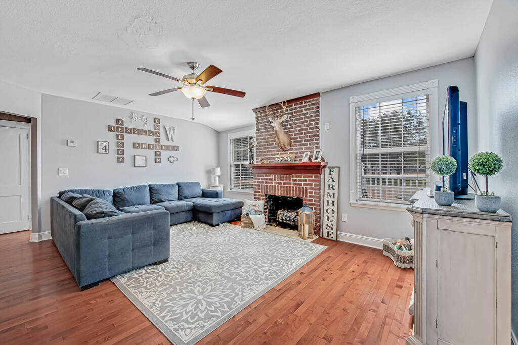 CLEWISTON RAILROAD TRACTS - Residential