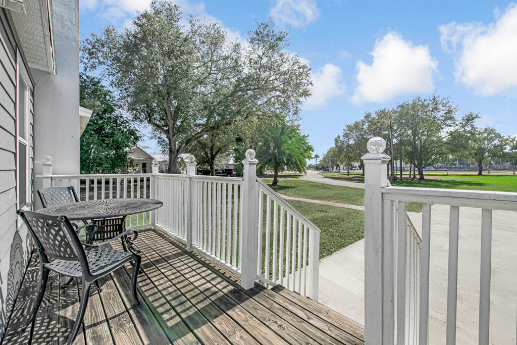 CLEWISTON RAILROAD TRACTS - Residential