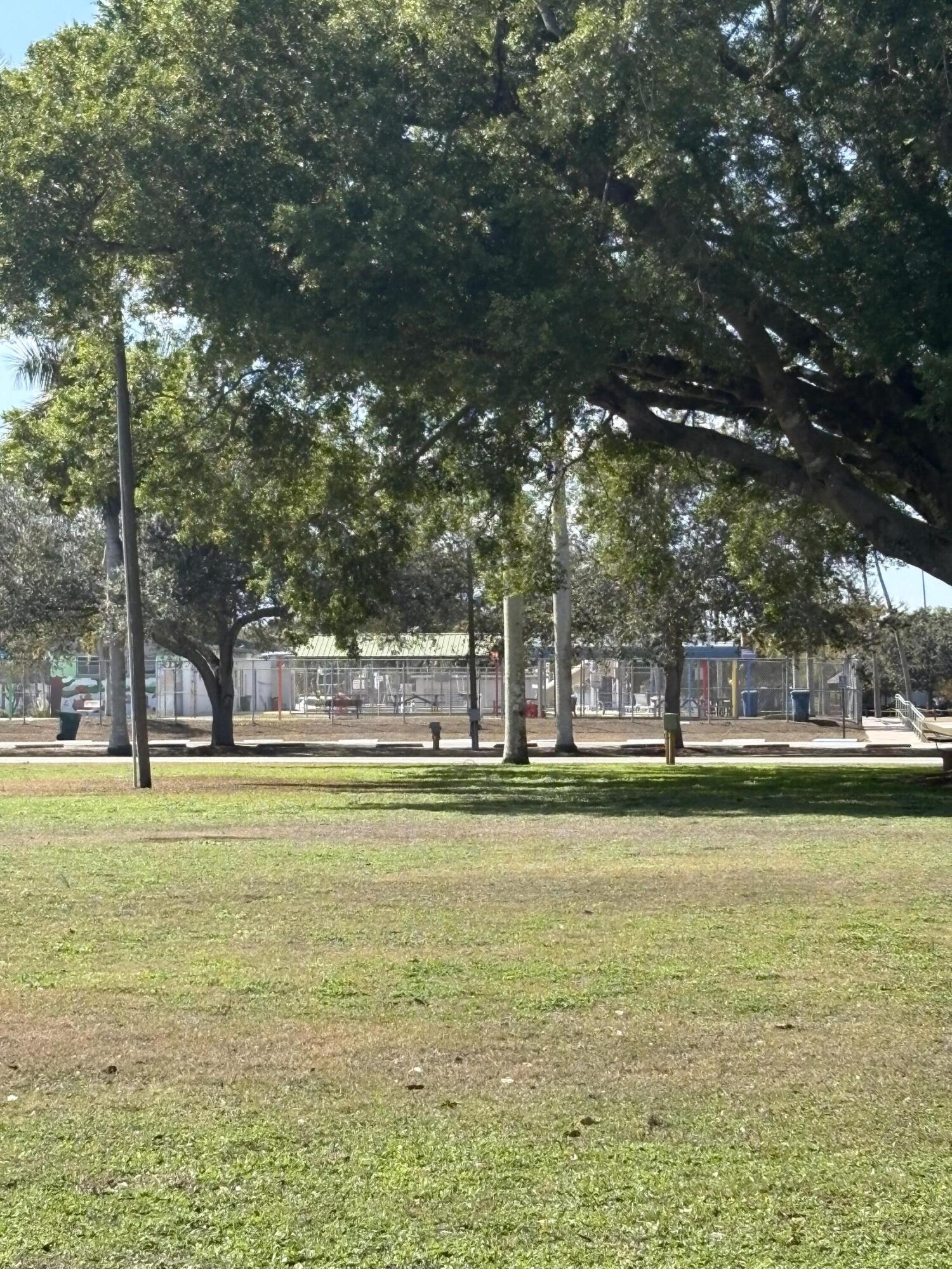 CLEWISTON RAILROAD TRACTS - Residential