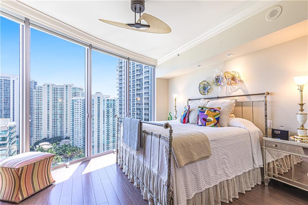 LAS OLAS RIVER HOUSE - Residential