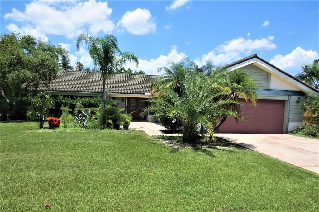 Photo of 1861 SE Greendon Avenue, Port Saint Lucie, FL 34952 (MLS # R10639859)