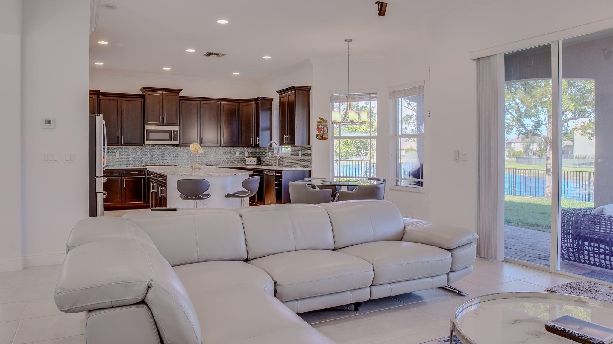 MIRALAGO - Residential