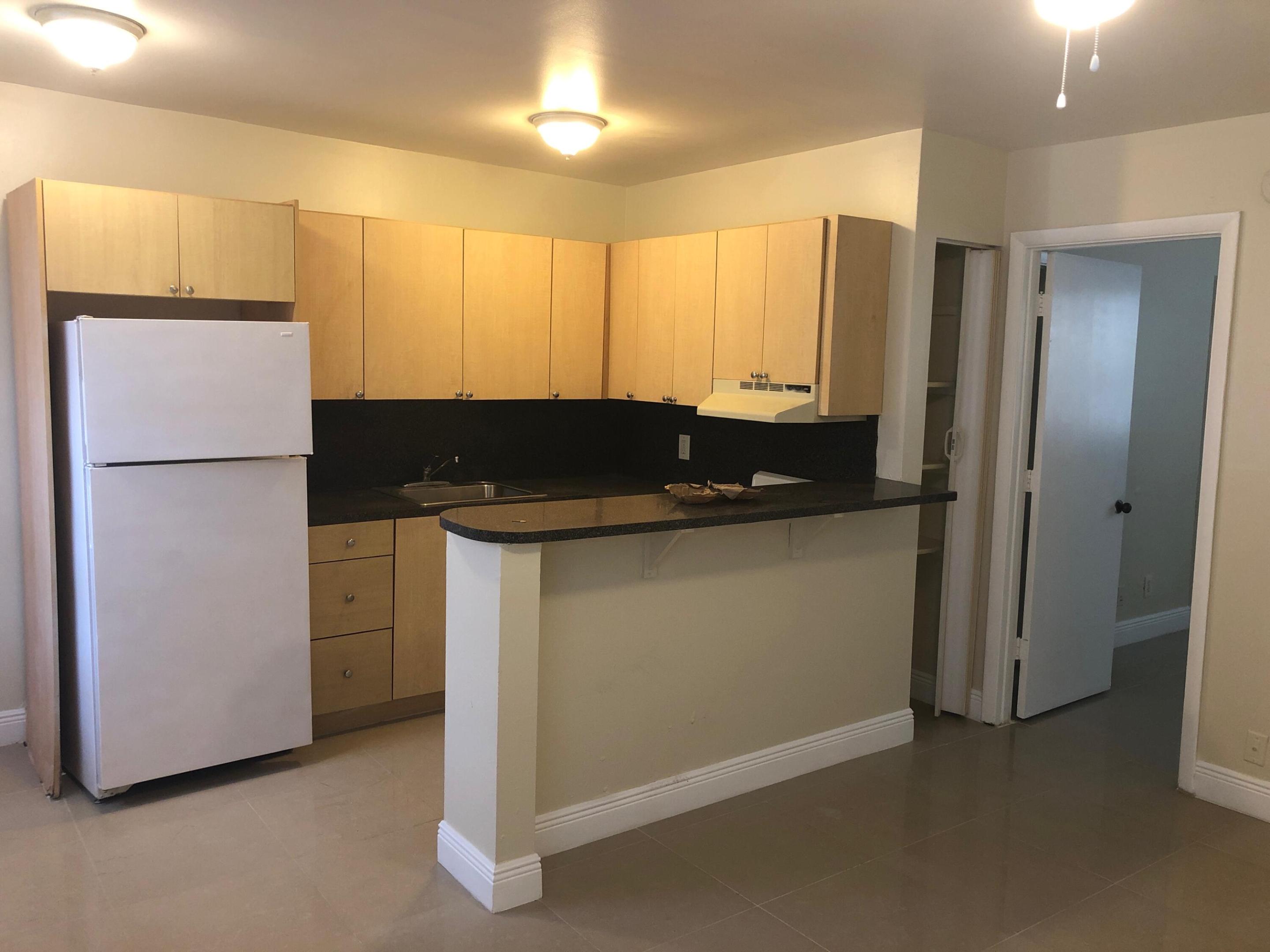 101 NE 41ST Street G115