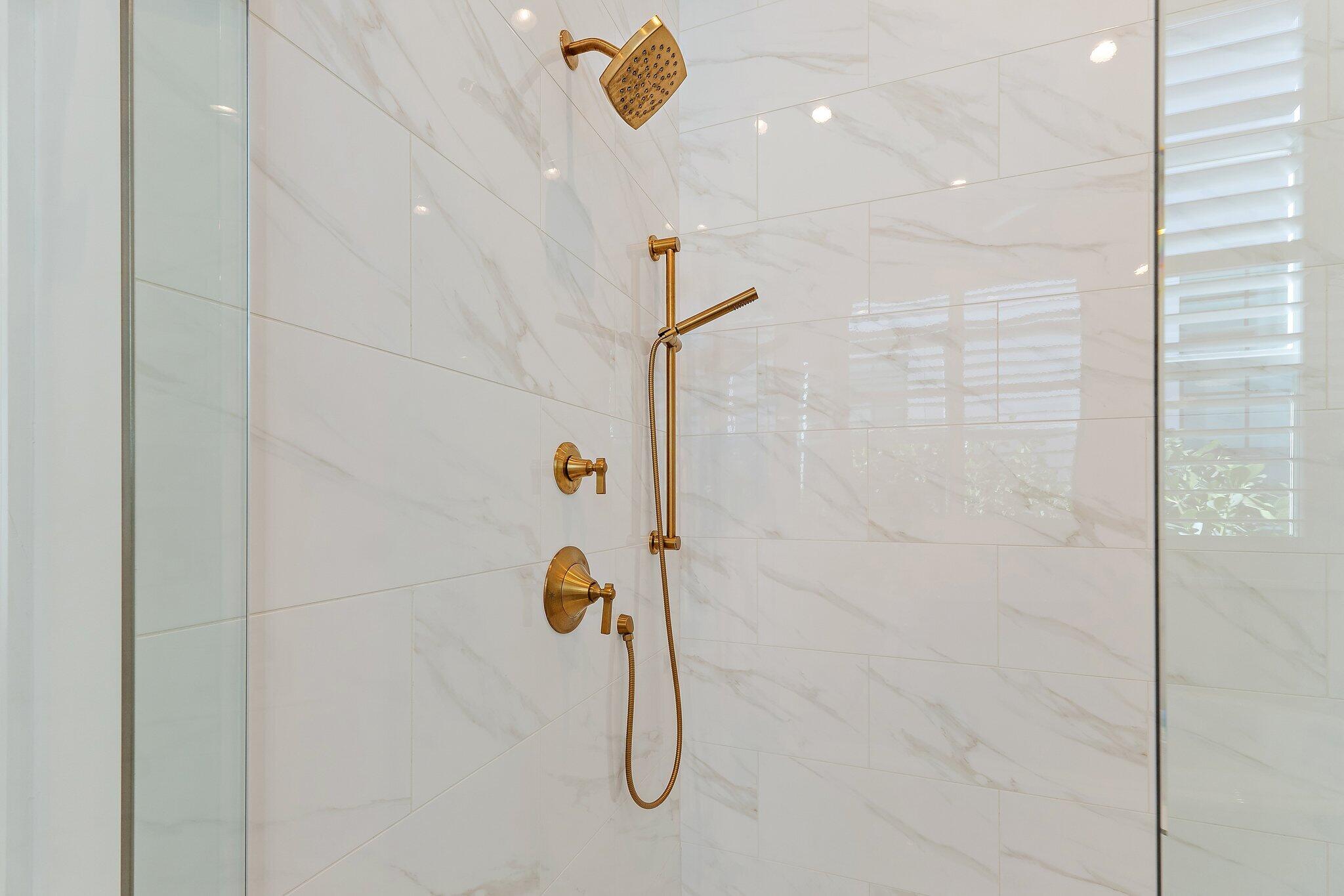 ALTON NEIGHBORHOOD - Residential