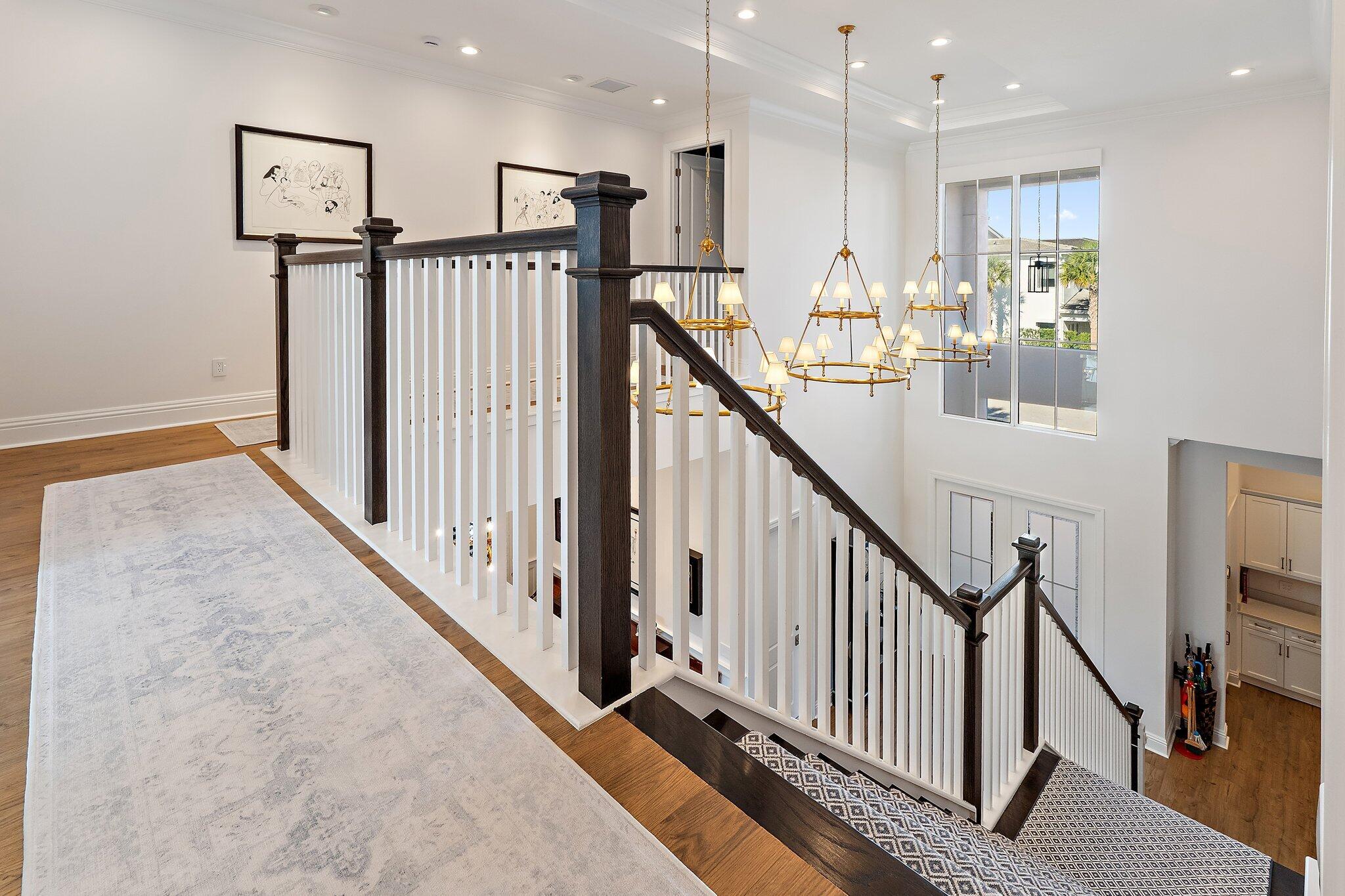 ALTON NEIGHBORHOOD - Residential