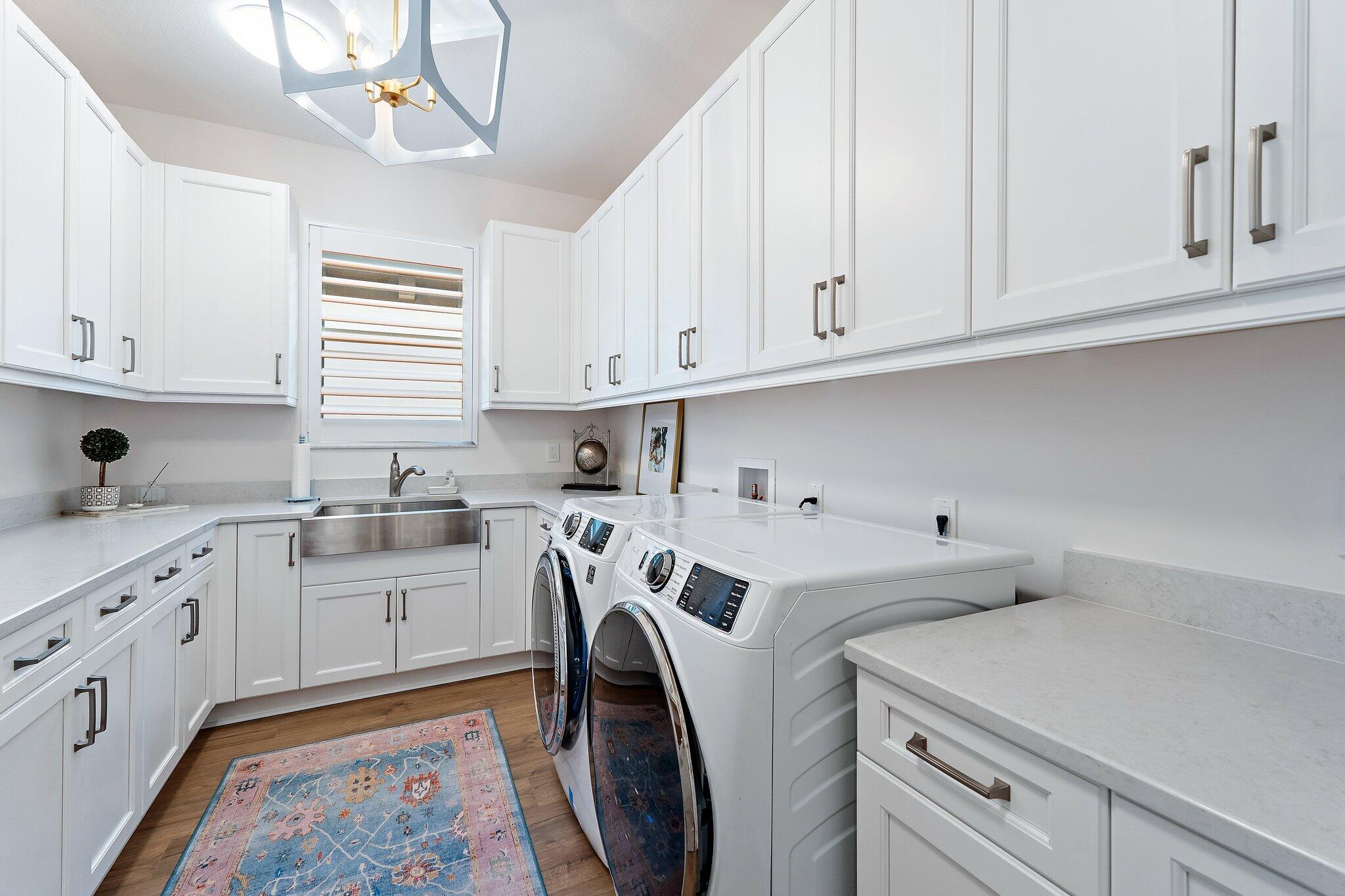 ALTON NEIGHBORHOOD - Residential