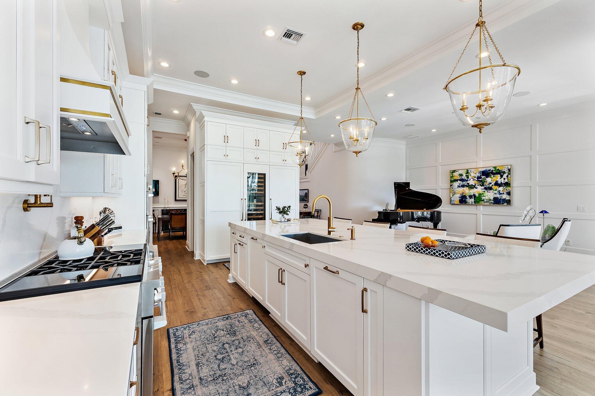 ALTON NEIGHBORHOOD - Residential