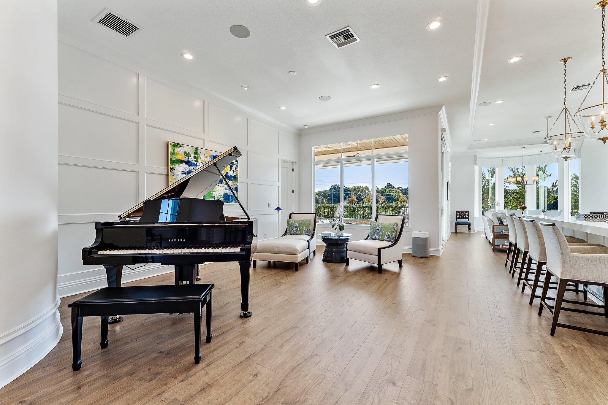 ALTON NEIGHBORHOOD - Residential