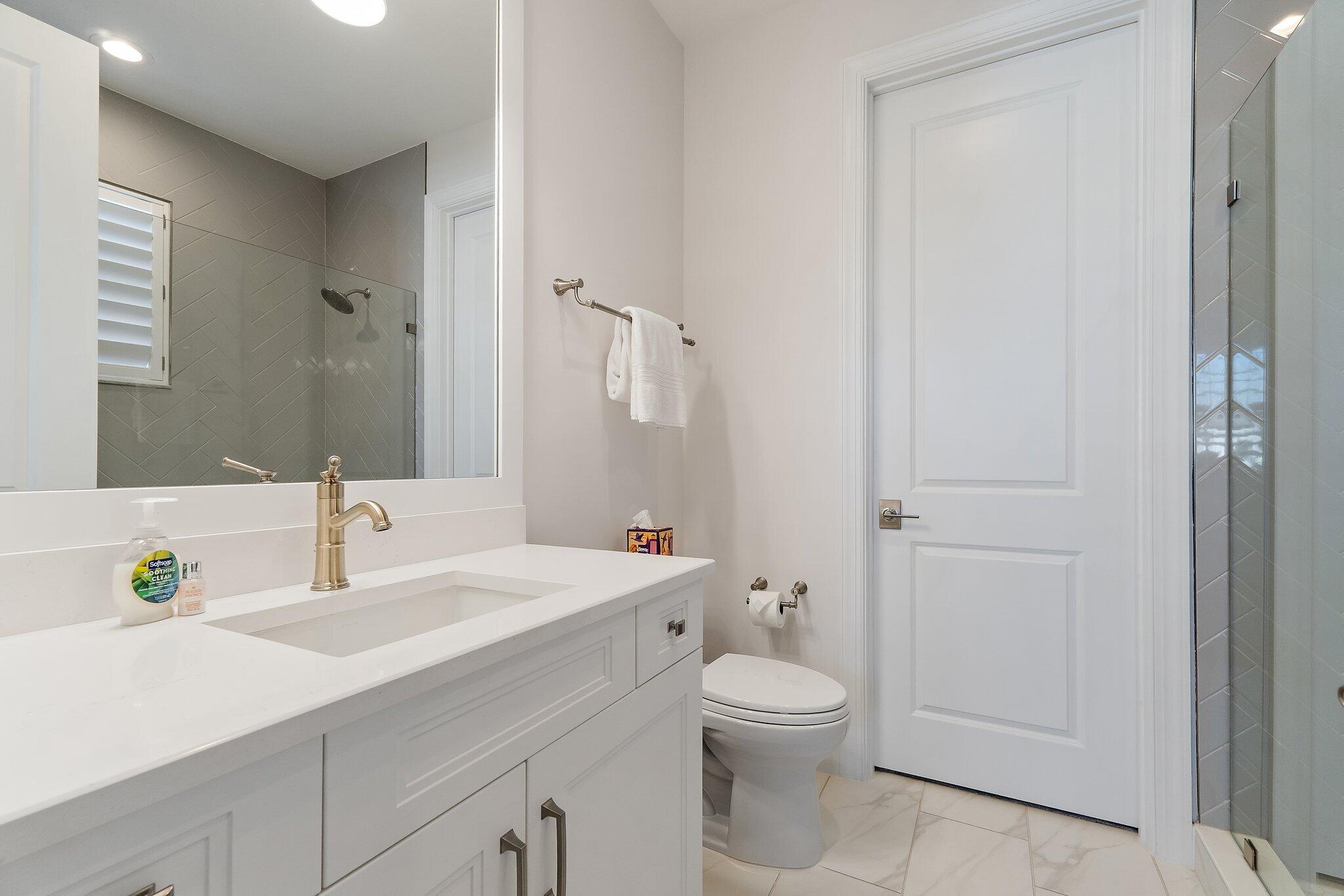 ALTON NEIGHBORHOOD - Residential