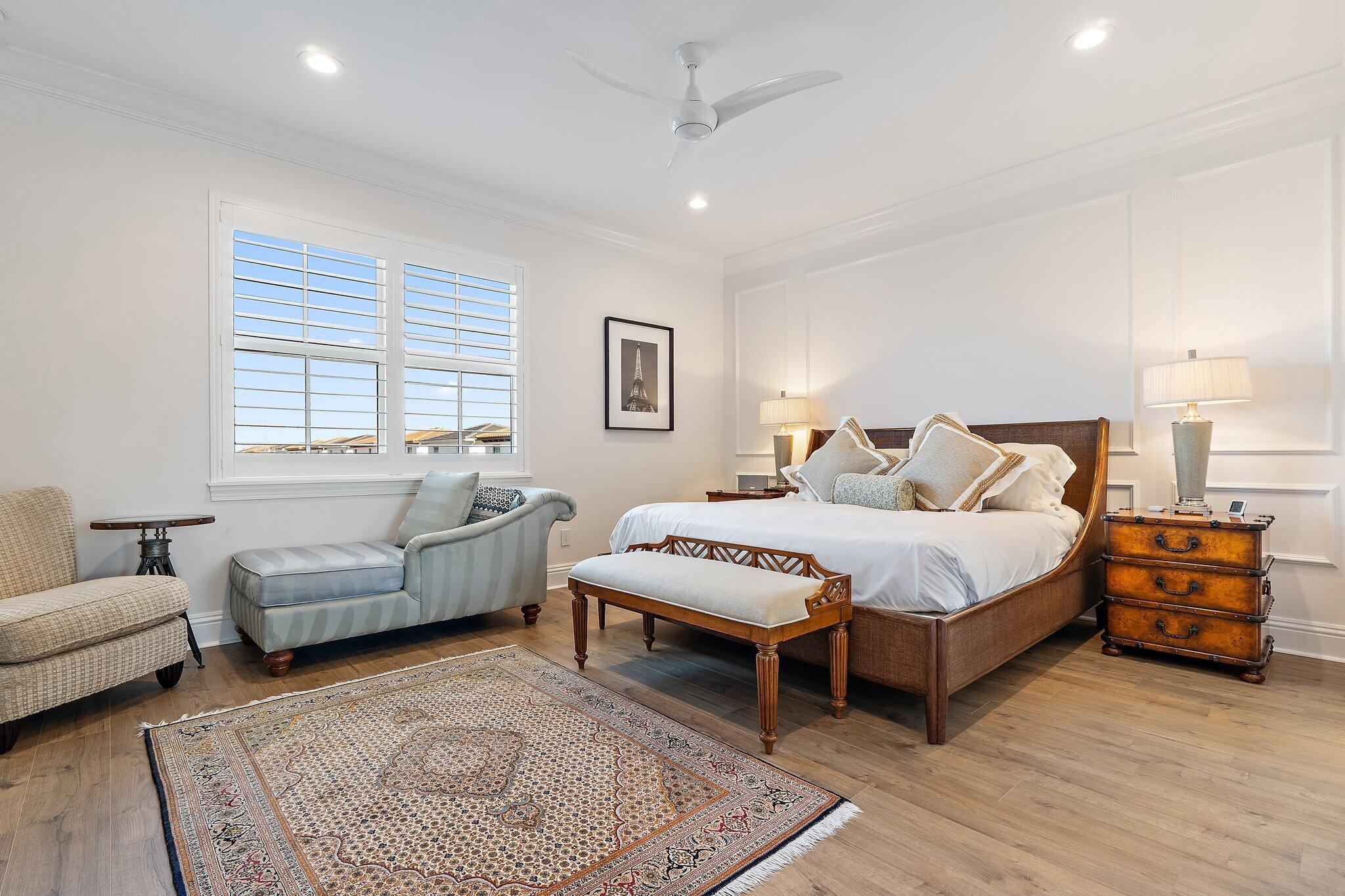 ALTON NEIGHBORHOOD - Residential