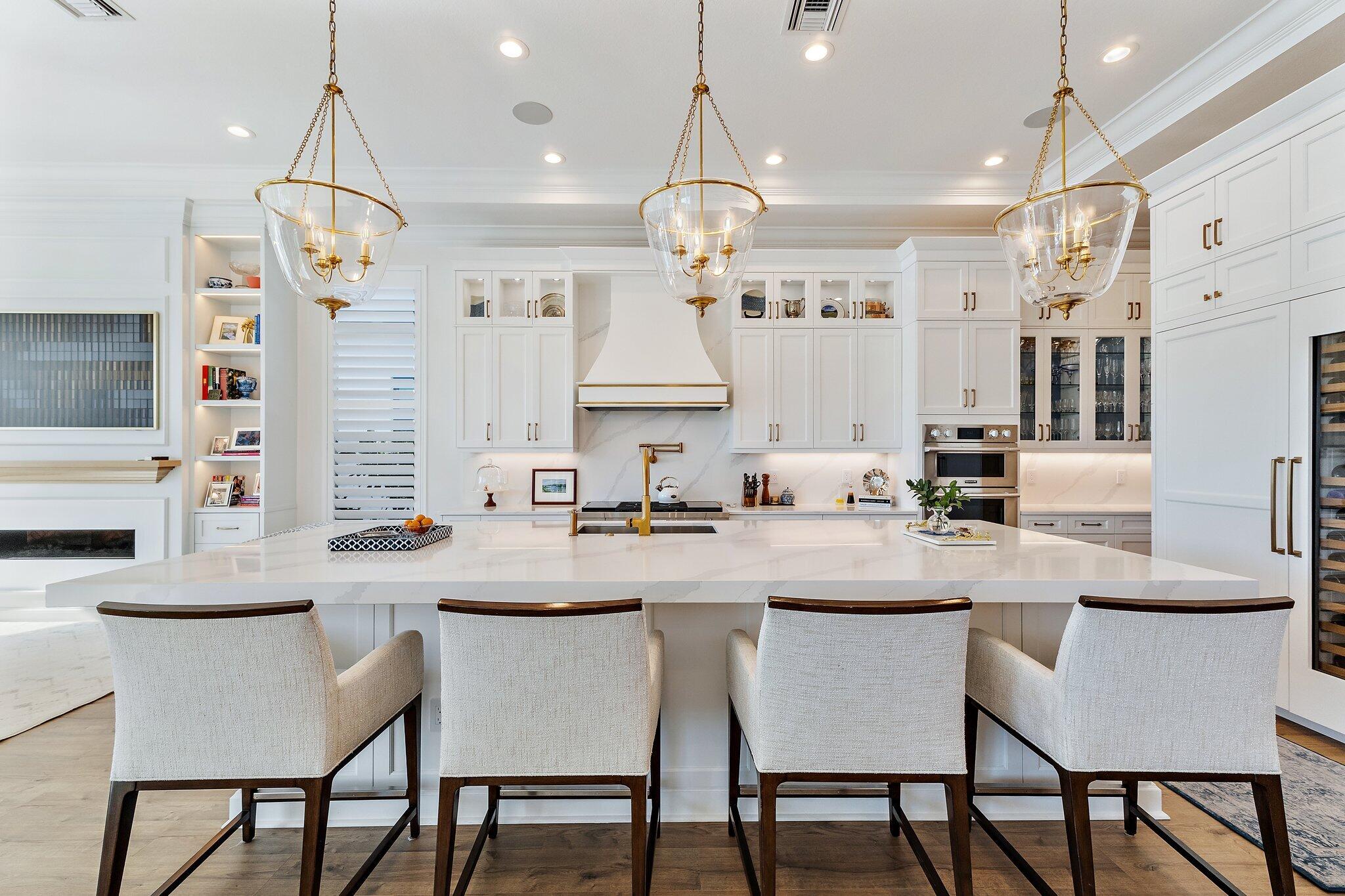 ALTON NEIGHBORHOOD - Residential