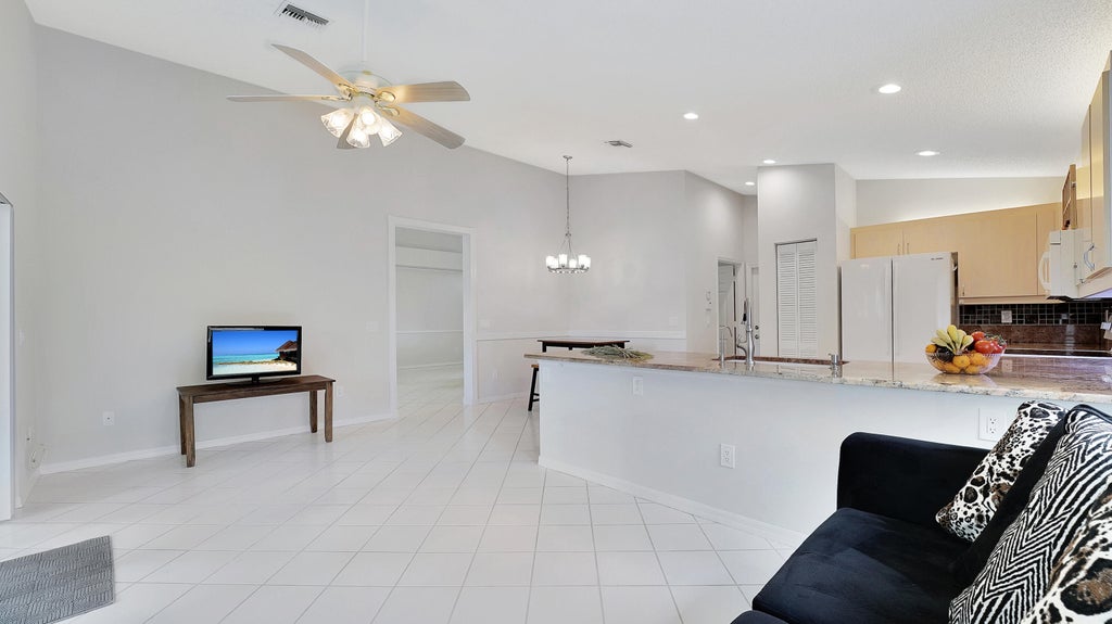 Photo of 5650 Aspen Ridge Circle, Delray Beach, FL 33484 (MLS # R10963460)