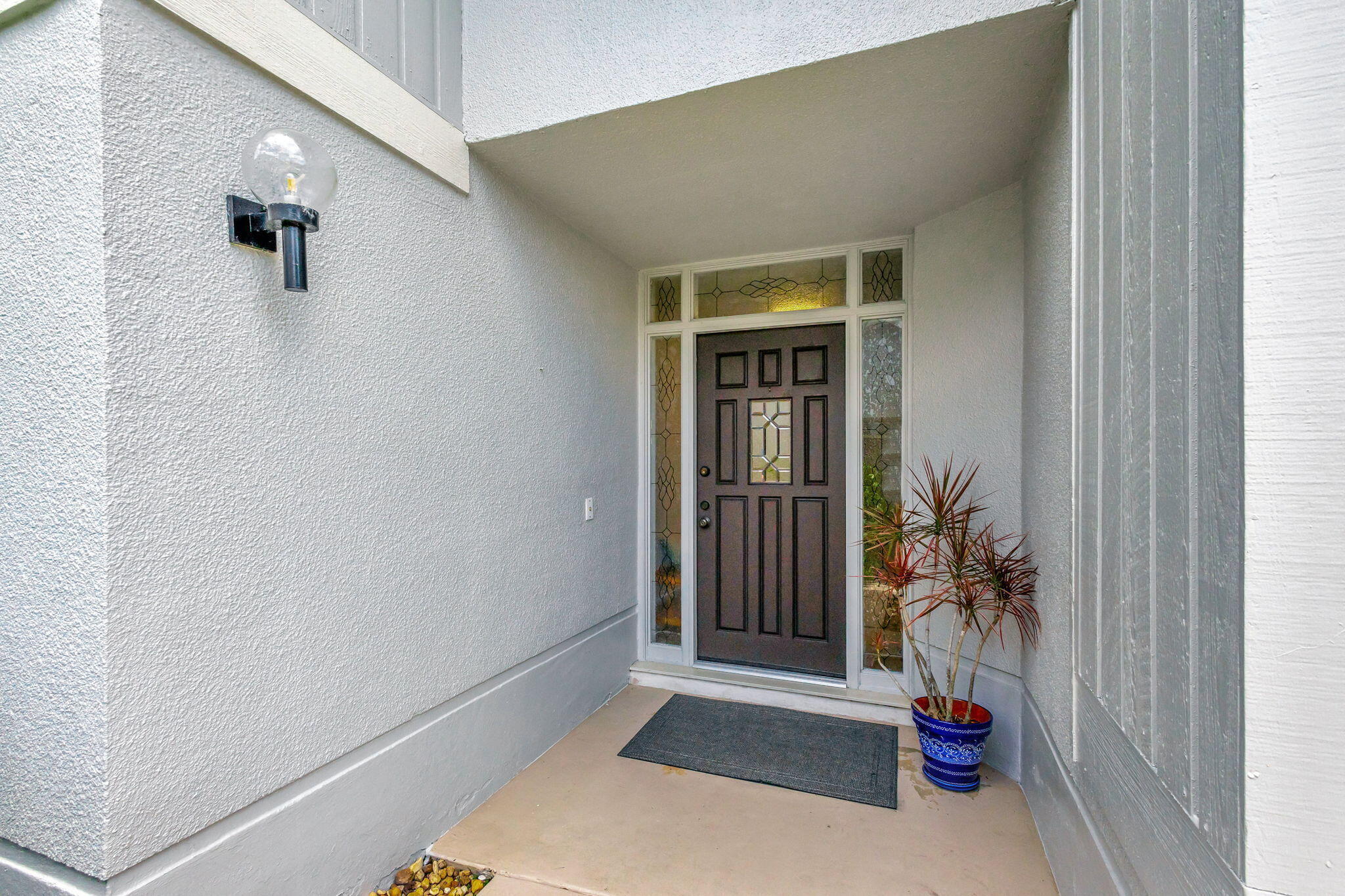523 Prestwick Circle