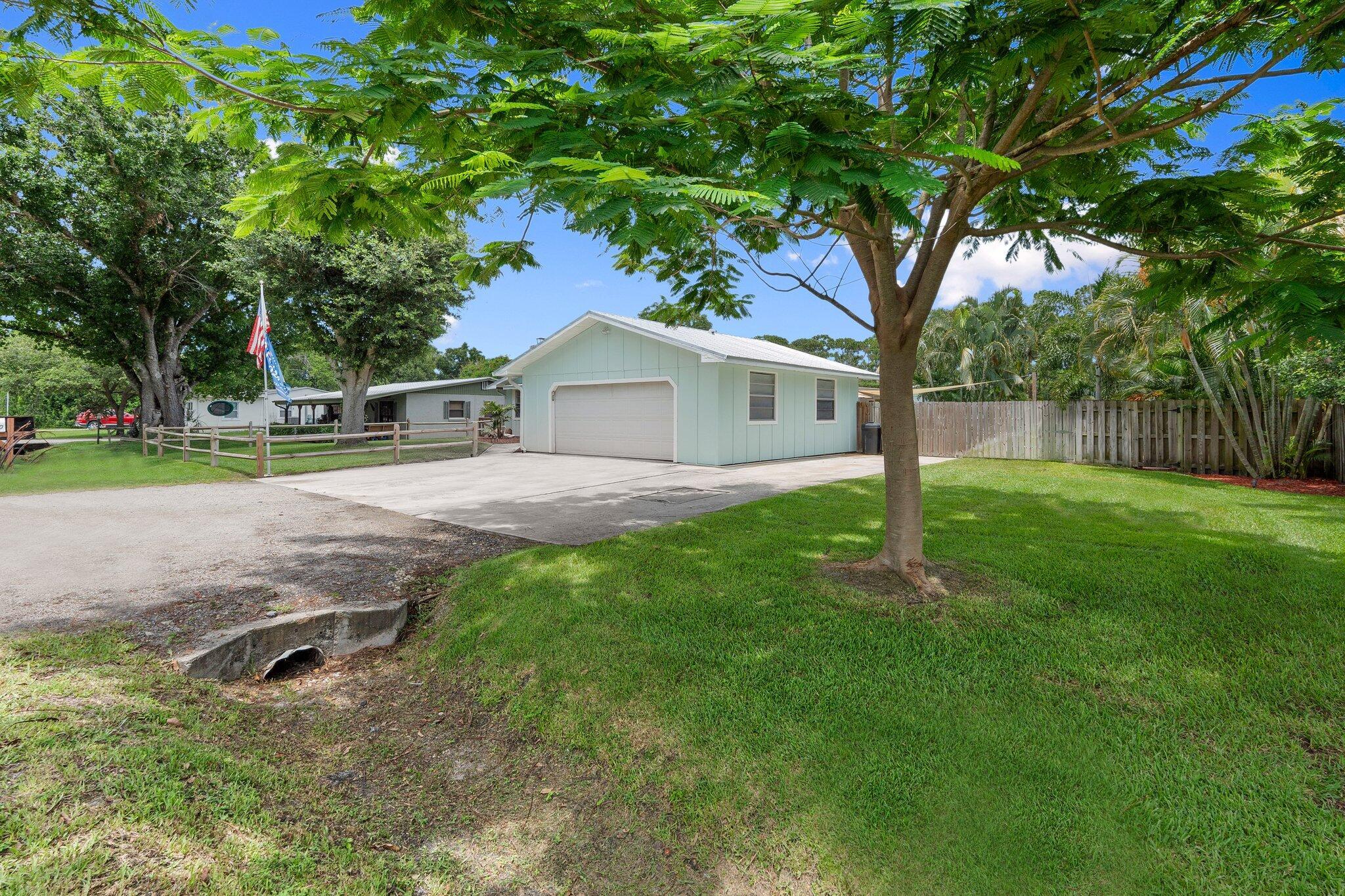 5060 W Virginia Drive, Fort Pierce, FL, 34981/$400,000 3 5060 W Virginia Drive